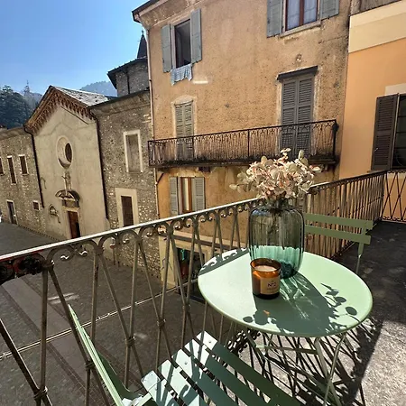 Palazzo Gamba Denti By Gottschalk * Bellano