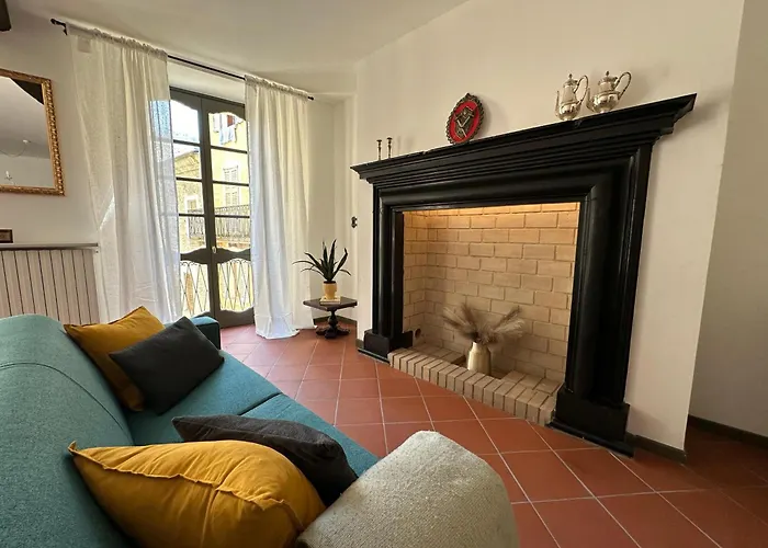 Palazzo Gamba Denti *