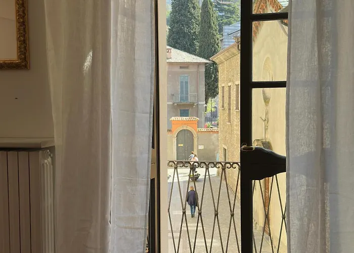 Palazzo Gamba Denti * Bellano