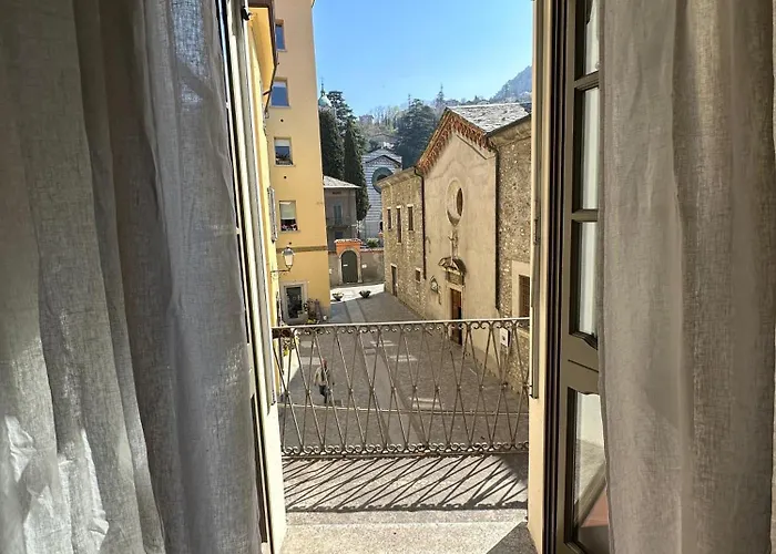 Palazzo Gamba Denti * Bellano